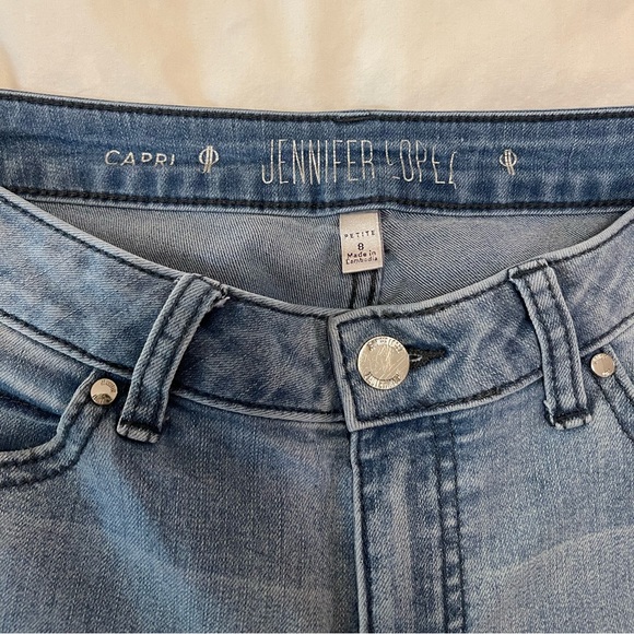 JENNIFER LOPEZ CAPRI JEANS - SIZE 8 PETITE - Picture 6 of 6
